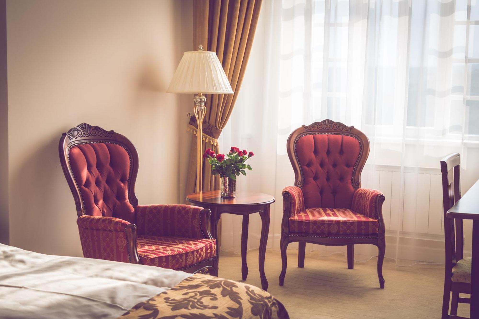 Hotel Katerina 兹诺伊莫 外观 照片