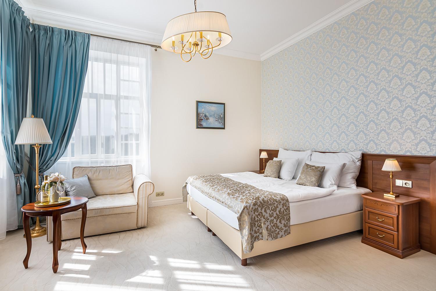 Hotel Katerina 兹诺伊莫 外观 照片