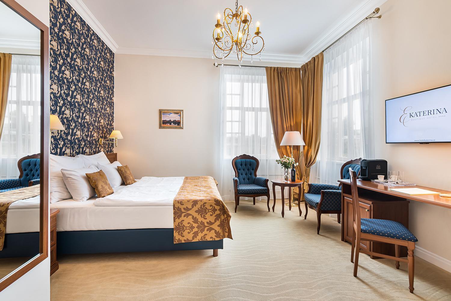 Hotel Katerina 兹诺伊莫 外观 照片