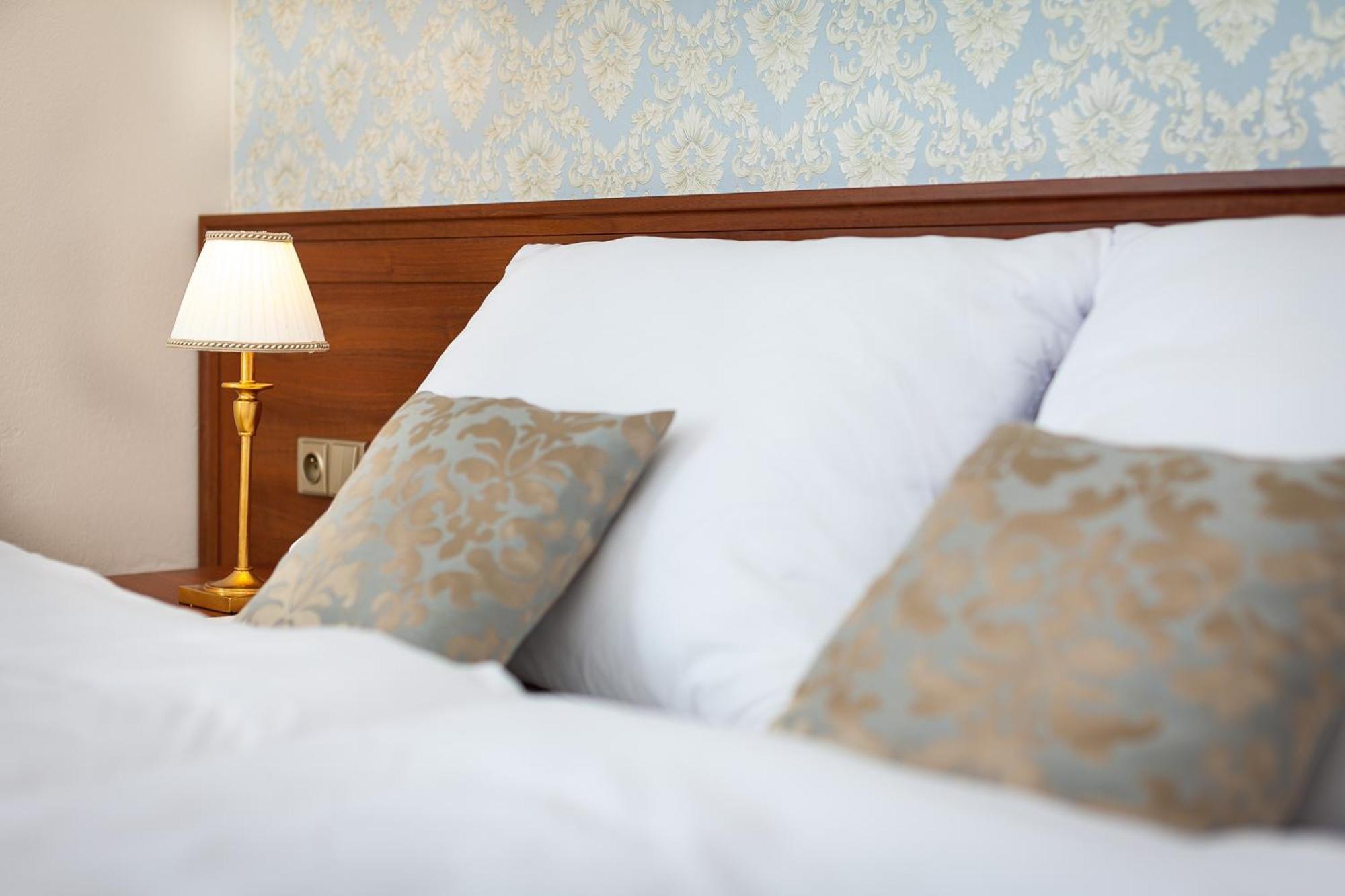 Hotel Katerina 兹诺伊莫 外观 照片